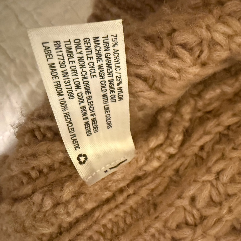 Universal Thread Oversized Colorblock Knit Sweate… - image 6